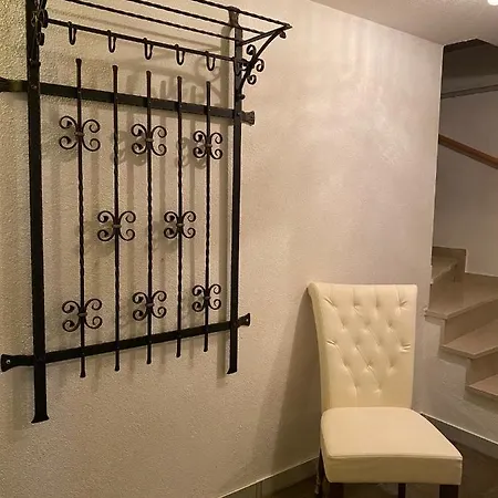 Casa Bianca Souterrain *